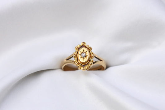 Yellow Gold OEC Shield Ring
